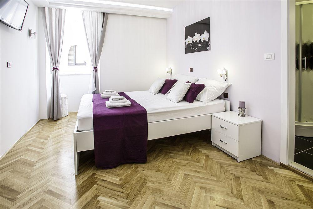 Split Apartments Peric Exteriér fotografie